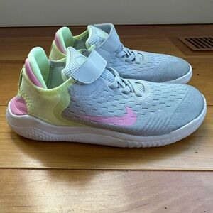 Nike Kids Shoes Gray Pink and Green